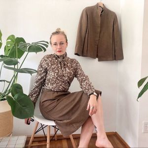 Vintage Tan f Jay women's three piece suit